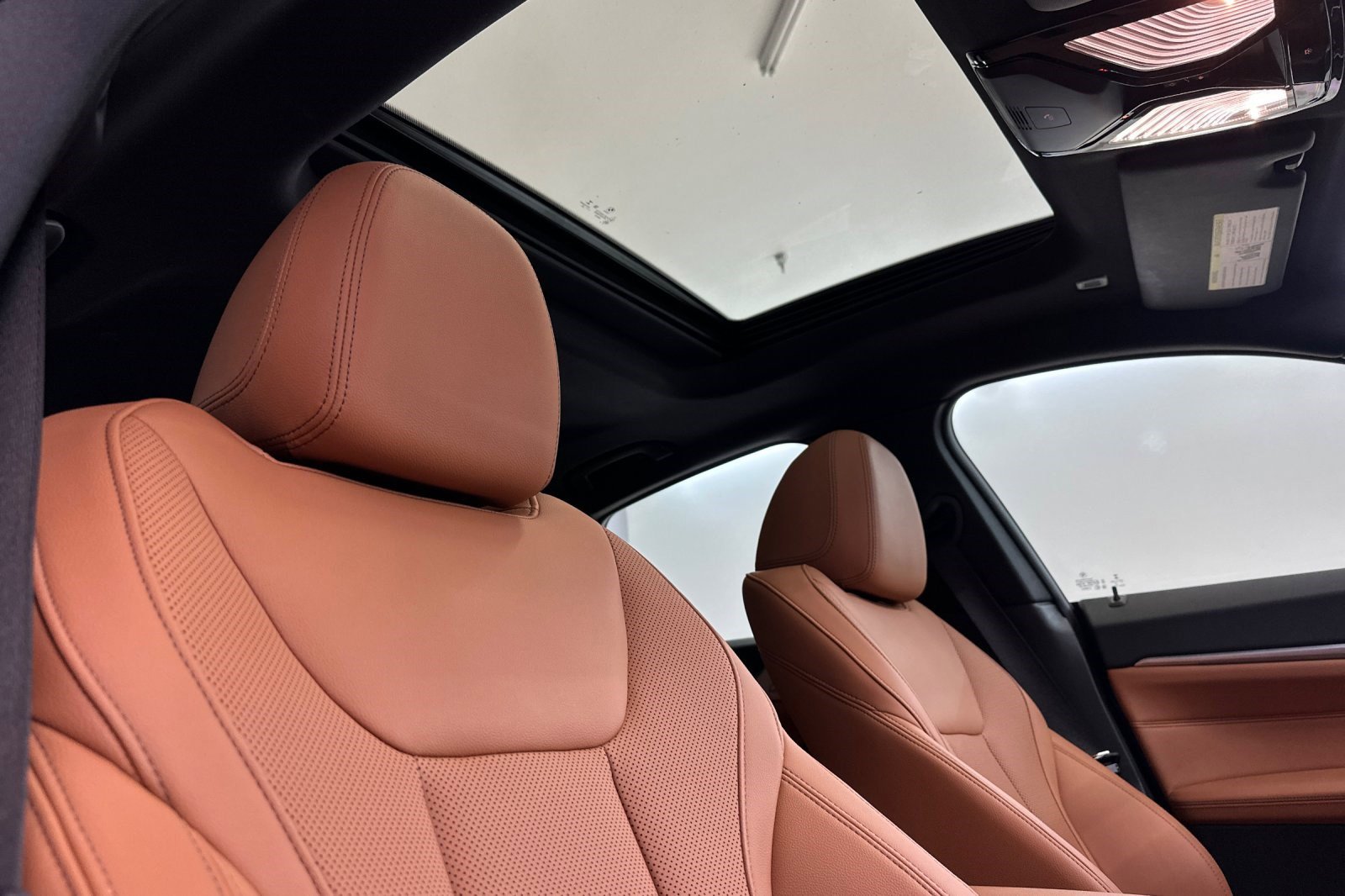 Certified 2022 BMW i4 eDrive40 w/ M Sport Package image 26