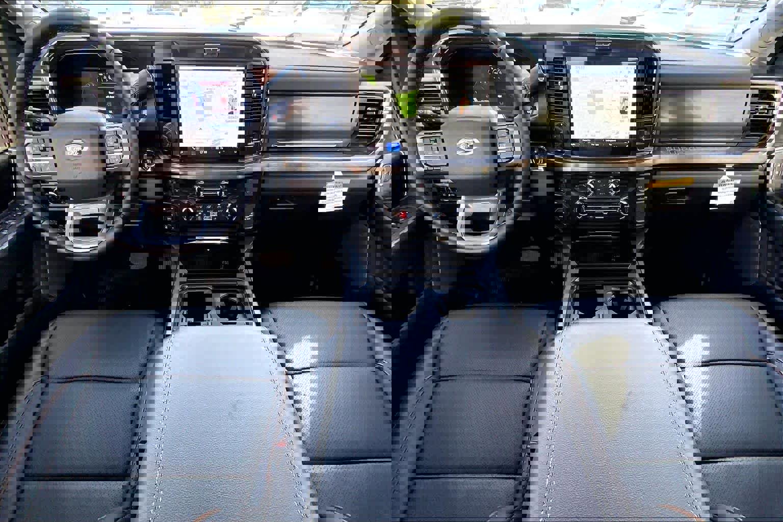 New 2026 Ford F250 Lariat w/ Black Appearance Package image 13