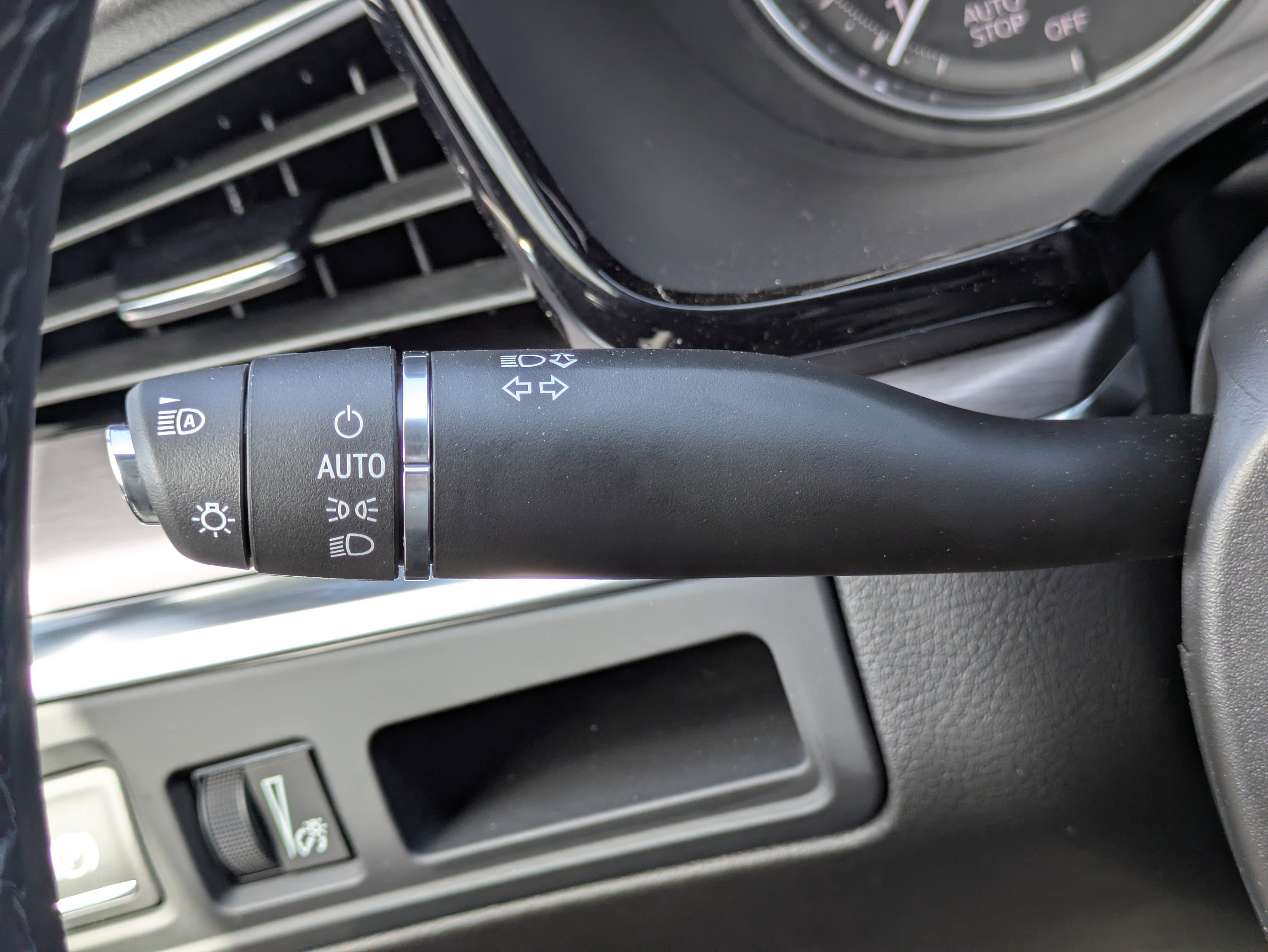 New 2026 Cadillac XT5 Luxury FWD image 18