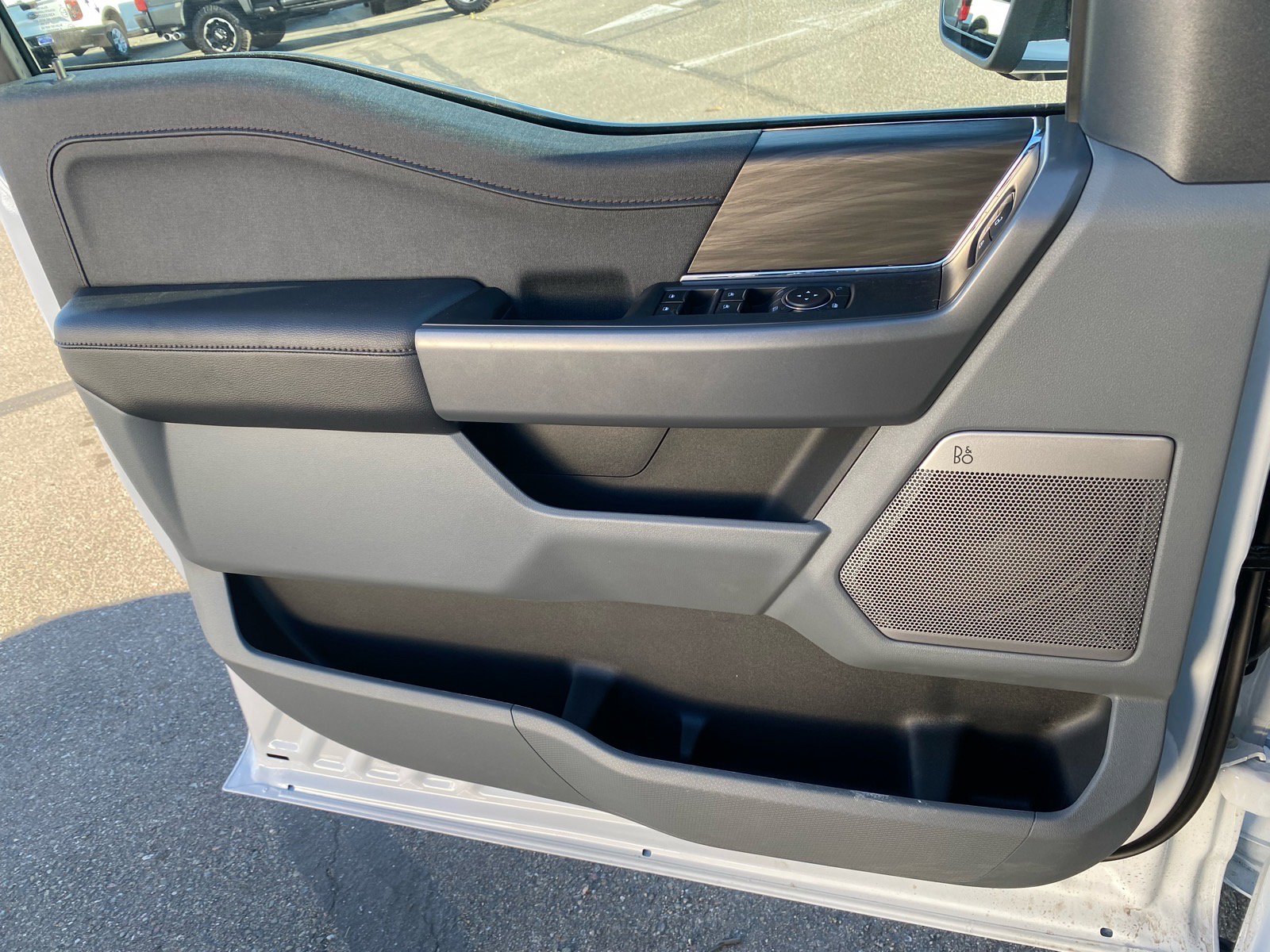 New 2026 Ford F150 Lariat w/ Equipment Group 502A High AWD/4WD image 34