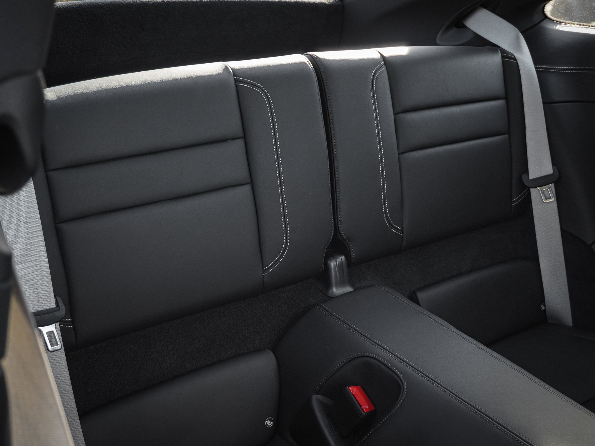 Used 2024 Porsche 911 Carrera S w/ Sport Package image 35