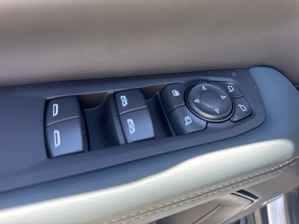 New 2026 GMC Yukon AT4 w/ AT4 Premium Plus Package AWD/4WD image 19