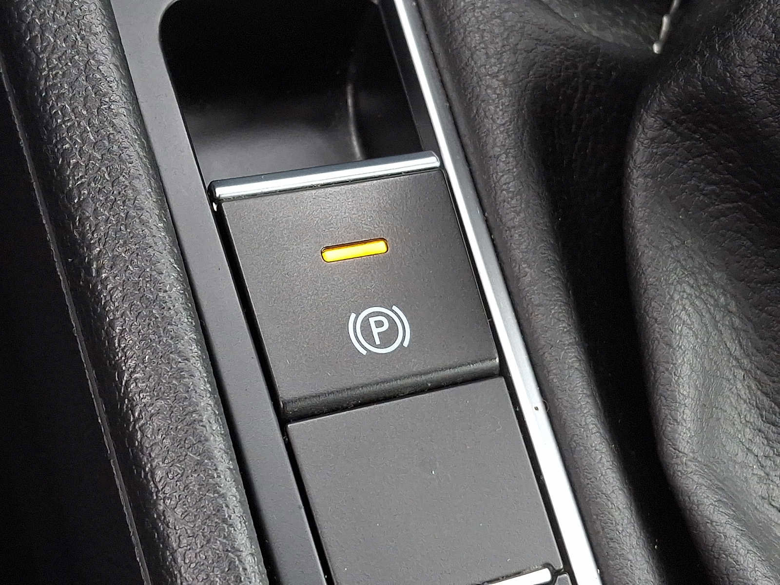 Used 2024 Volkswagen Jetta Sport image 19