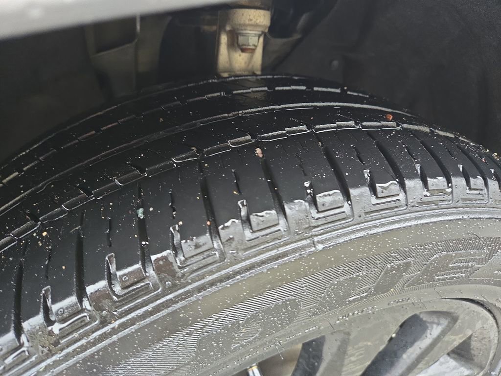 Used 2021 Jeep Grand Cherokee Laredo X image 11