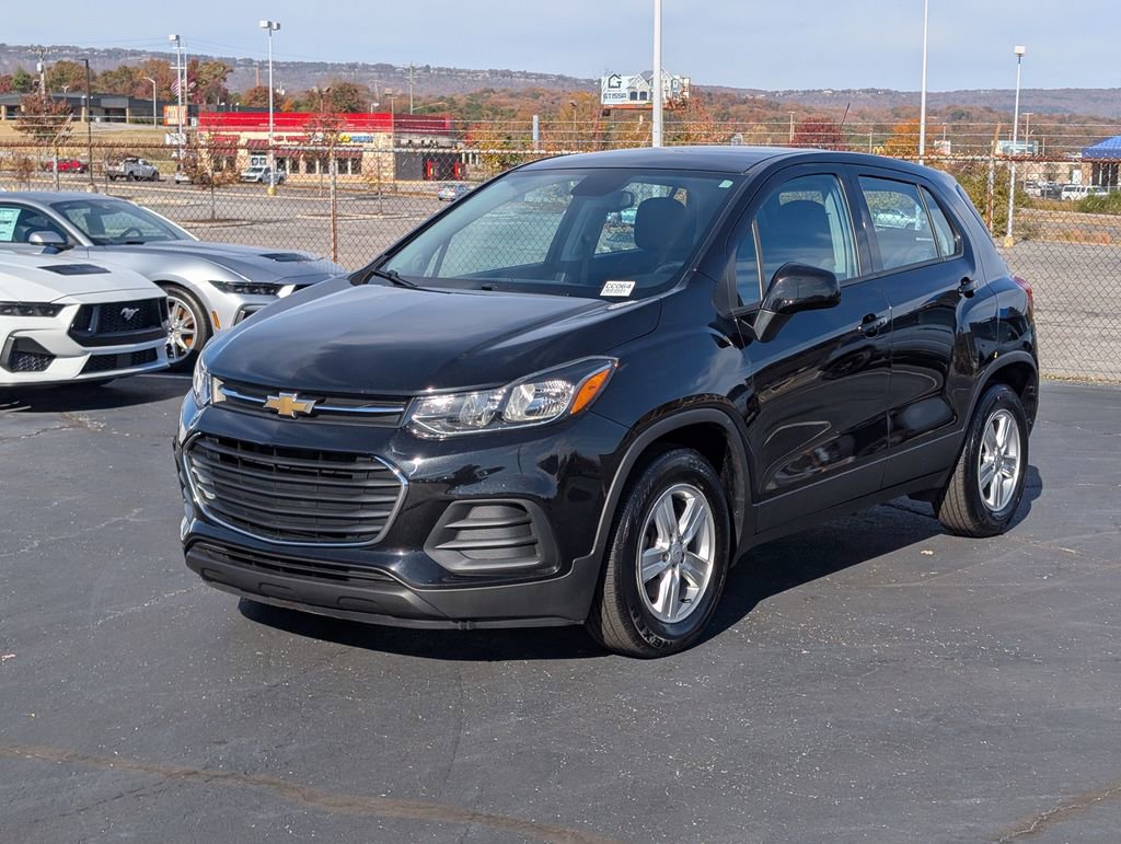 Used 2020 Chevrolet Trax LS image 3