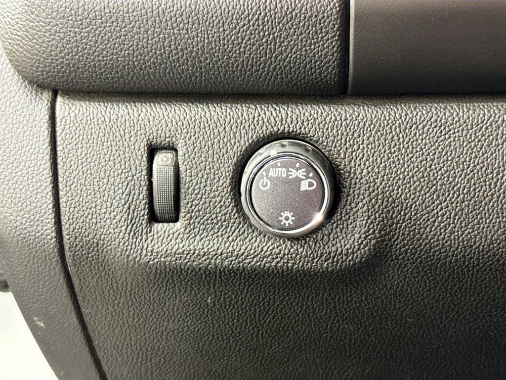 Used 2019 Chevrolet Colorado LT image 10