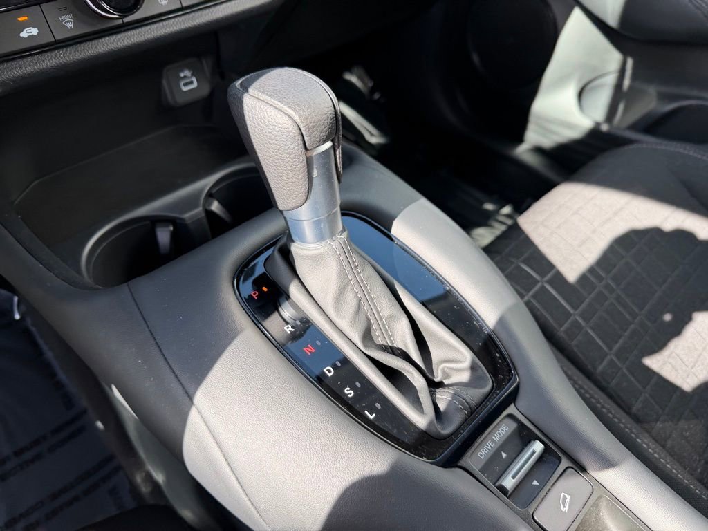 Used 2024 Honda HR-V LX image 27