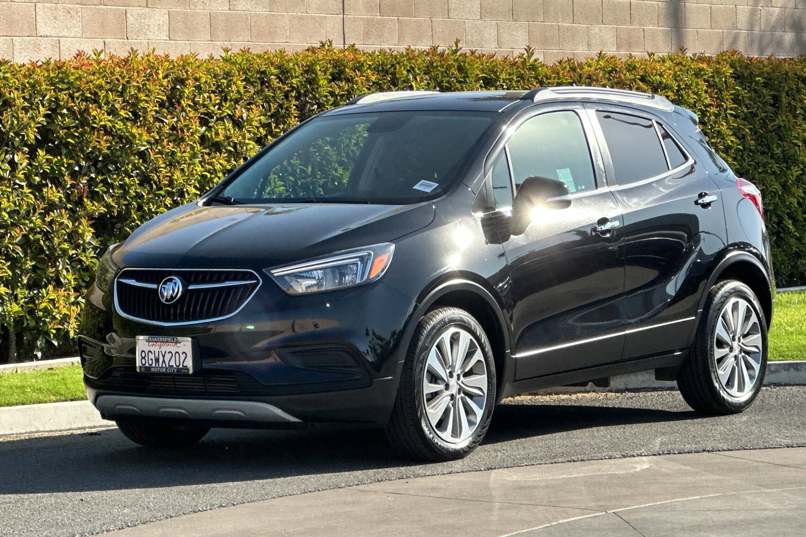 Certified 2019 Buick Encore Preferred w/ Safety Package FWD image 8