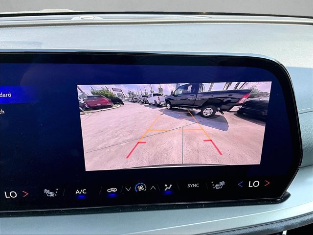 Used 2025 Chevrolet Traverse LT w/ Midnight/Sport Edition FWD image 23