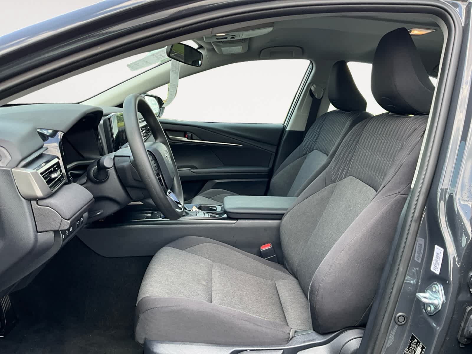 Used 2026 Toyota Camry LE FWD image 10
