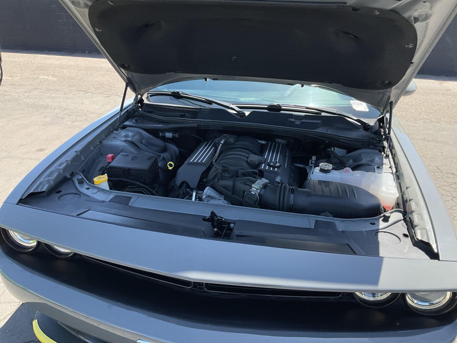 Used 2018 Dodge Challenger R/T Scat Pack w/ Dynamics Package RWD image 24