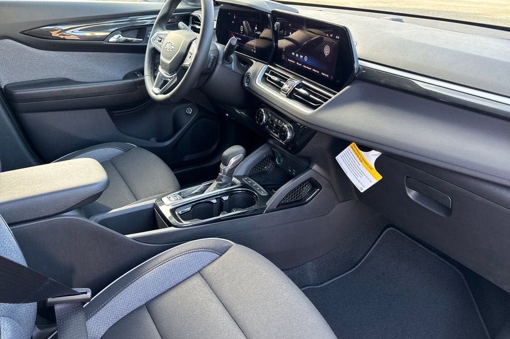 New 2026 Chevrolet TrailBlazer LT w/ Convenience Package AWD/4WD image 16