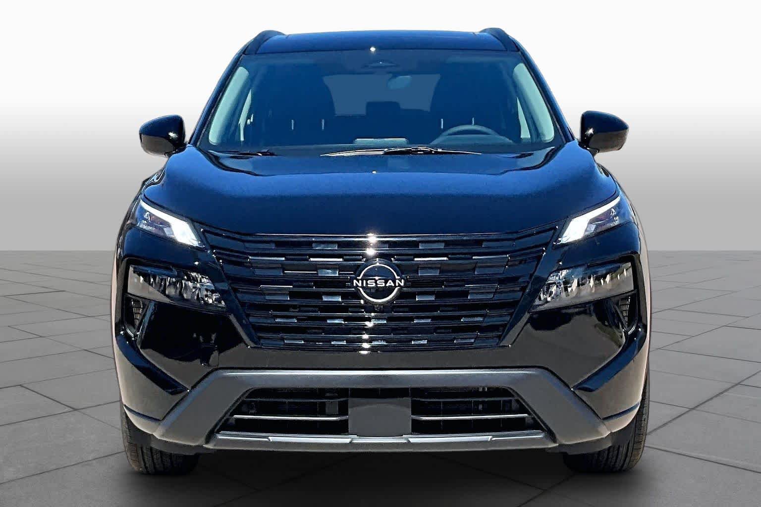 New 2026 Nissan Rogue Dark Armor AWD/4WD image 3