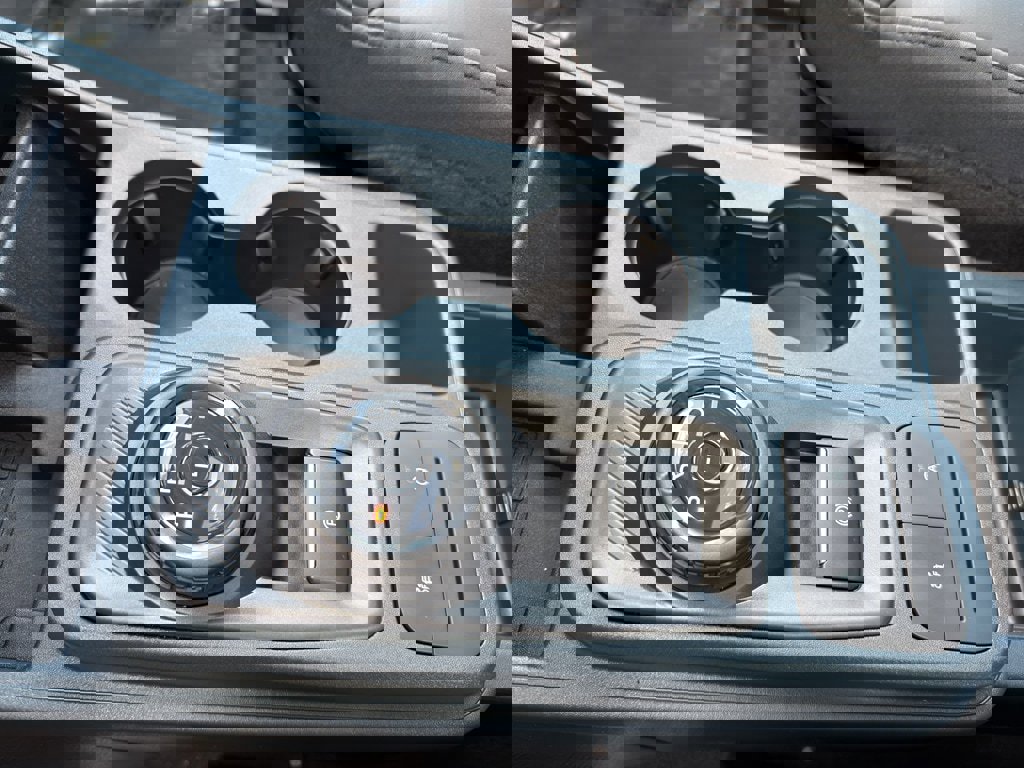 New 2025 Ford Maverick Lariat w/ Black Appearance Package image 29