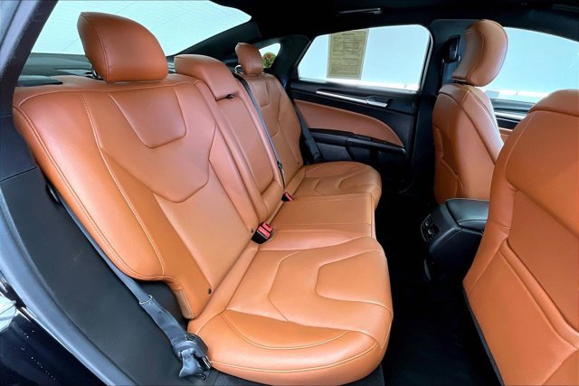 Used 2019 Ford Fusion Energi Titanium image 19