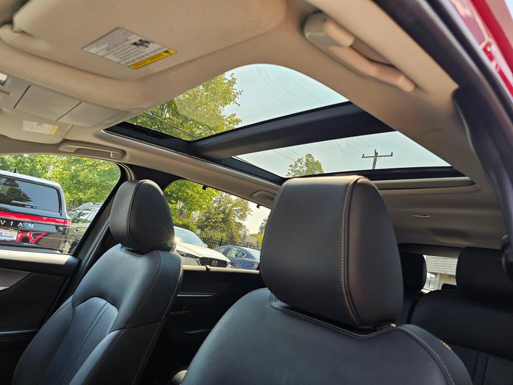 Certified 2024 MAZDA CX-90 Plug-In Hybrid w/ Premium Pkg AWD/4WD image 24
