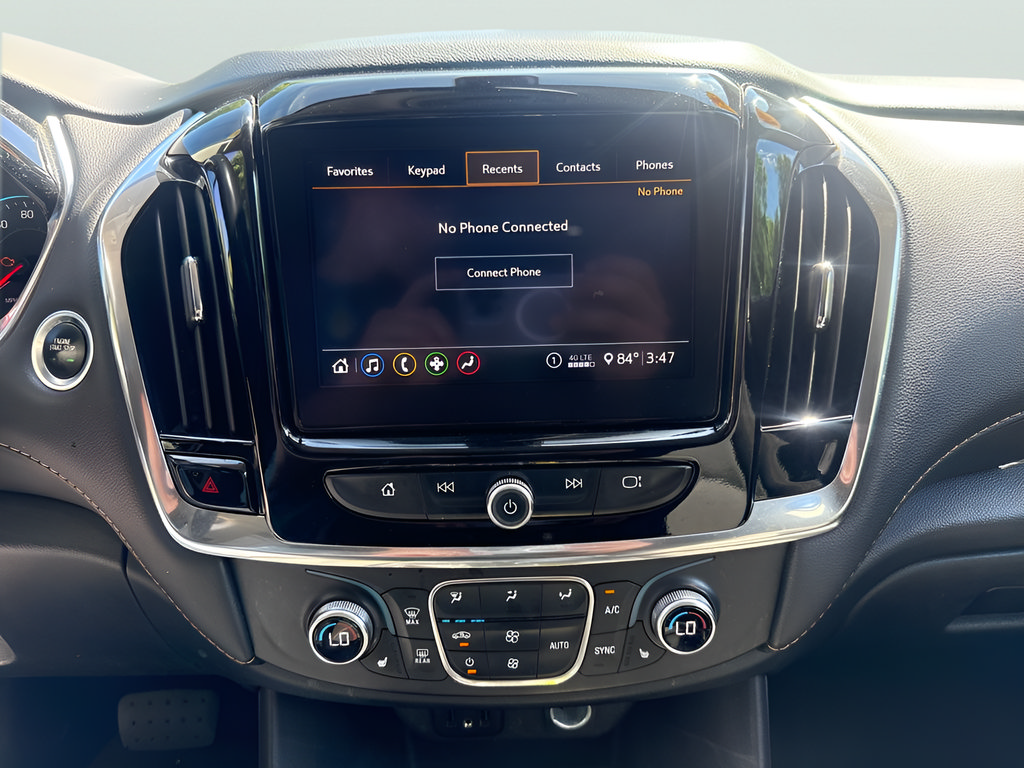 Used 2020 Chevrolet Traverse LT w/ LPO, Floor Liner Package AWD/4WD image 26