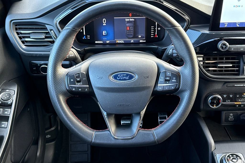 Used 2024 Ford Escape ST-Line image 18