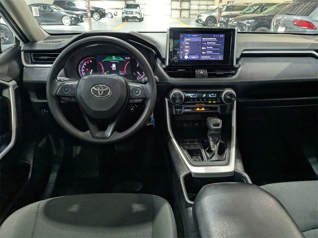 Used 2023 Toyota RAV4 LE image 26