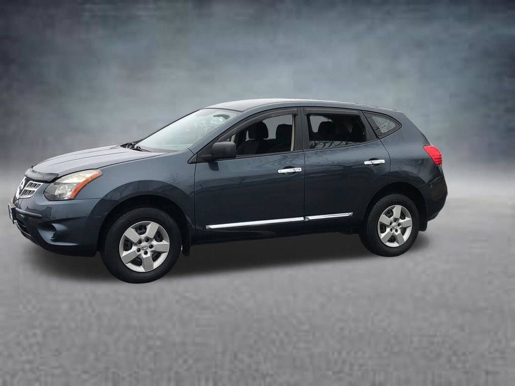 Used 2014 Nissan Rogue S image 2