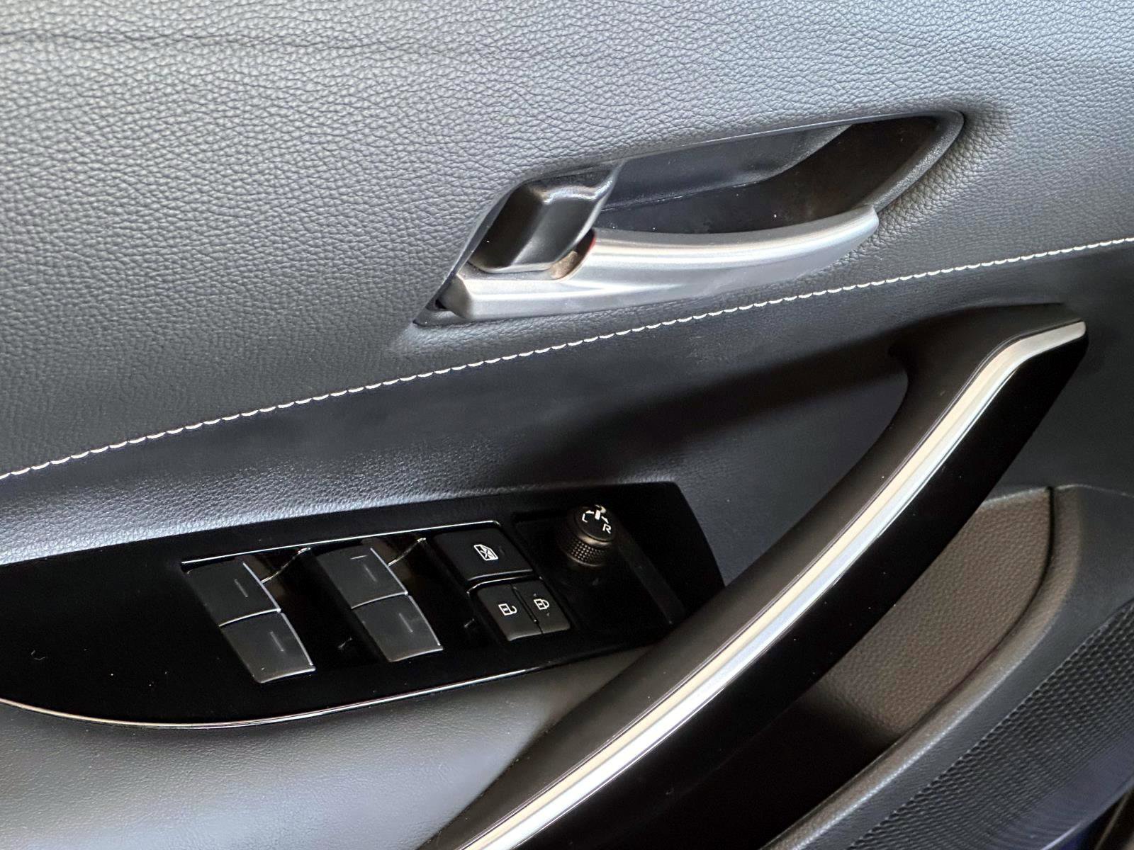 Certified 2026 Toyota Corolla XSE FWD image 9