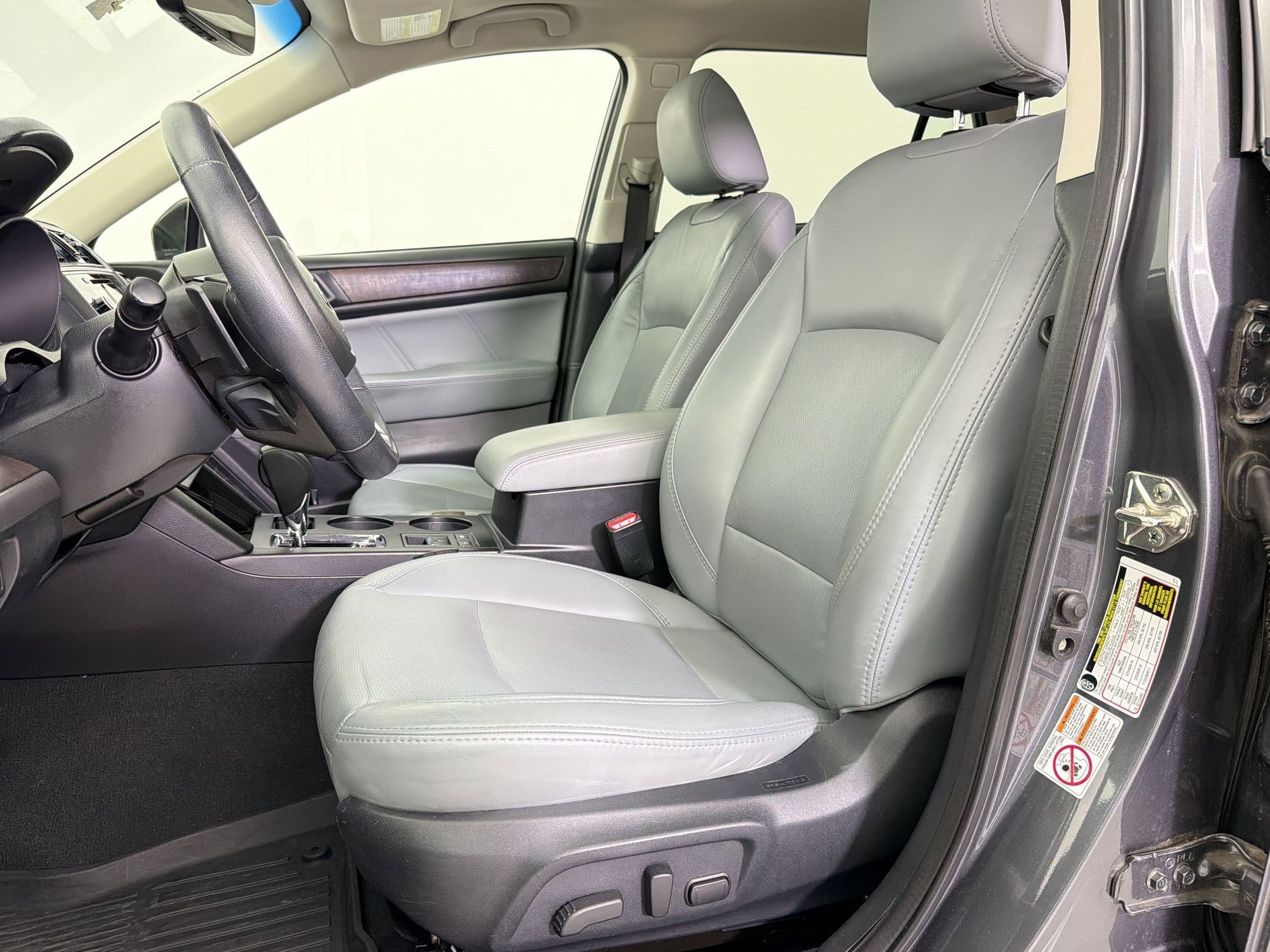 Used 2019 Subaru Outback 3.6R Limited image 5