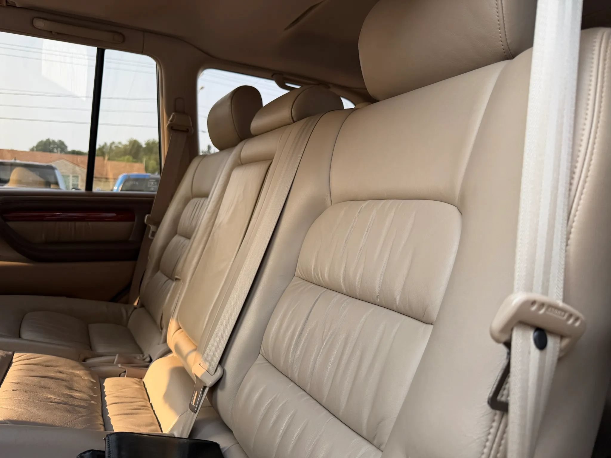 Used 2000 Lexus LX 470 4WD image 6