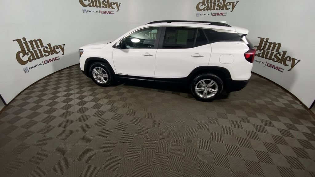 Certified 2023 GMC Terrain SLE w/ Driver Convenience Package FWD image 5