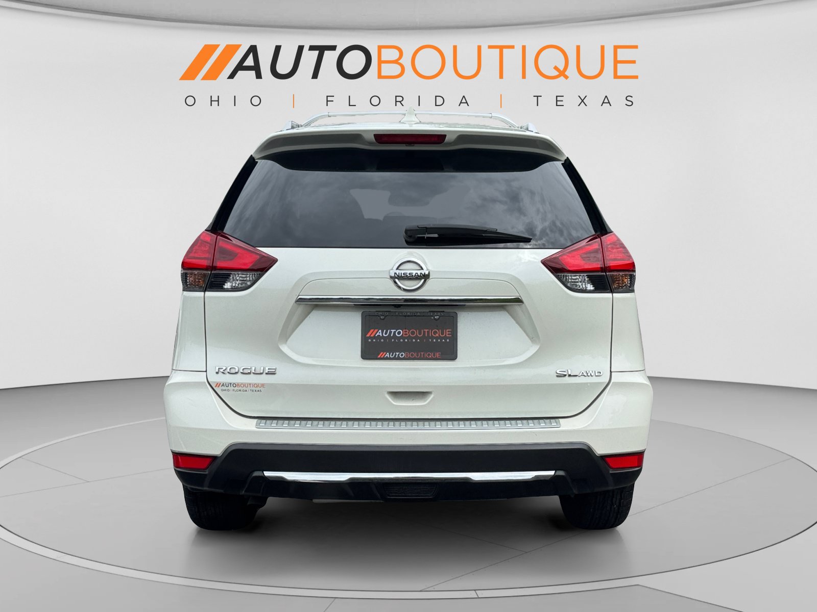 Used 2017 Nissan Rogue SL AWD/4WD image 9