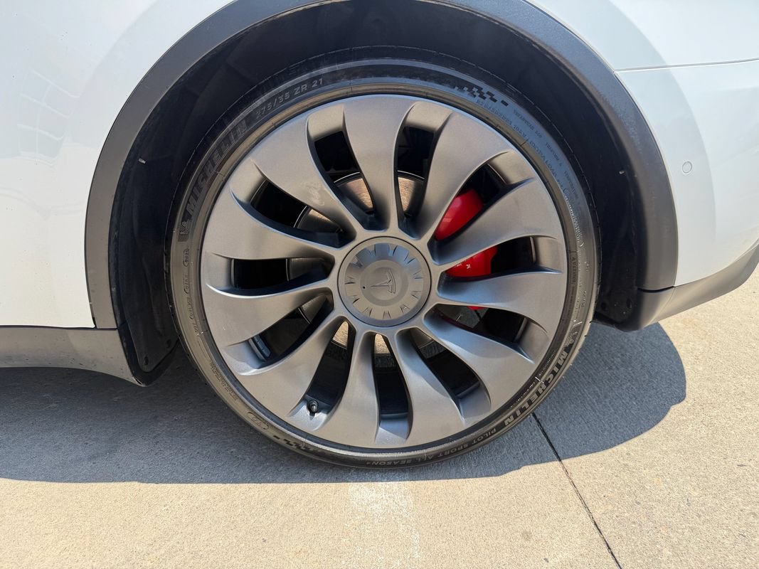 Used 2022 Tesla Model Y Performance AWD/4WD image 47