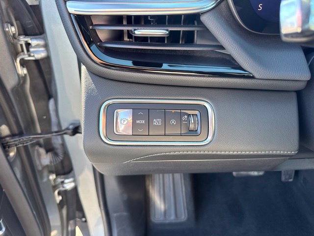 Used 2026 Buick Enclave Preferred w/ Power Package FWD image 17