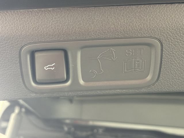 Used 2024 Lincoln Navigator Reserve AWD/4WD image 27