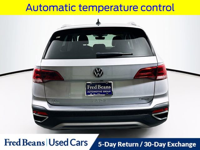 Used 2022 Volkswagen Taos SEL image 8
