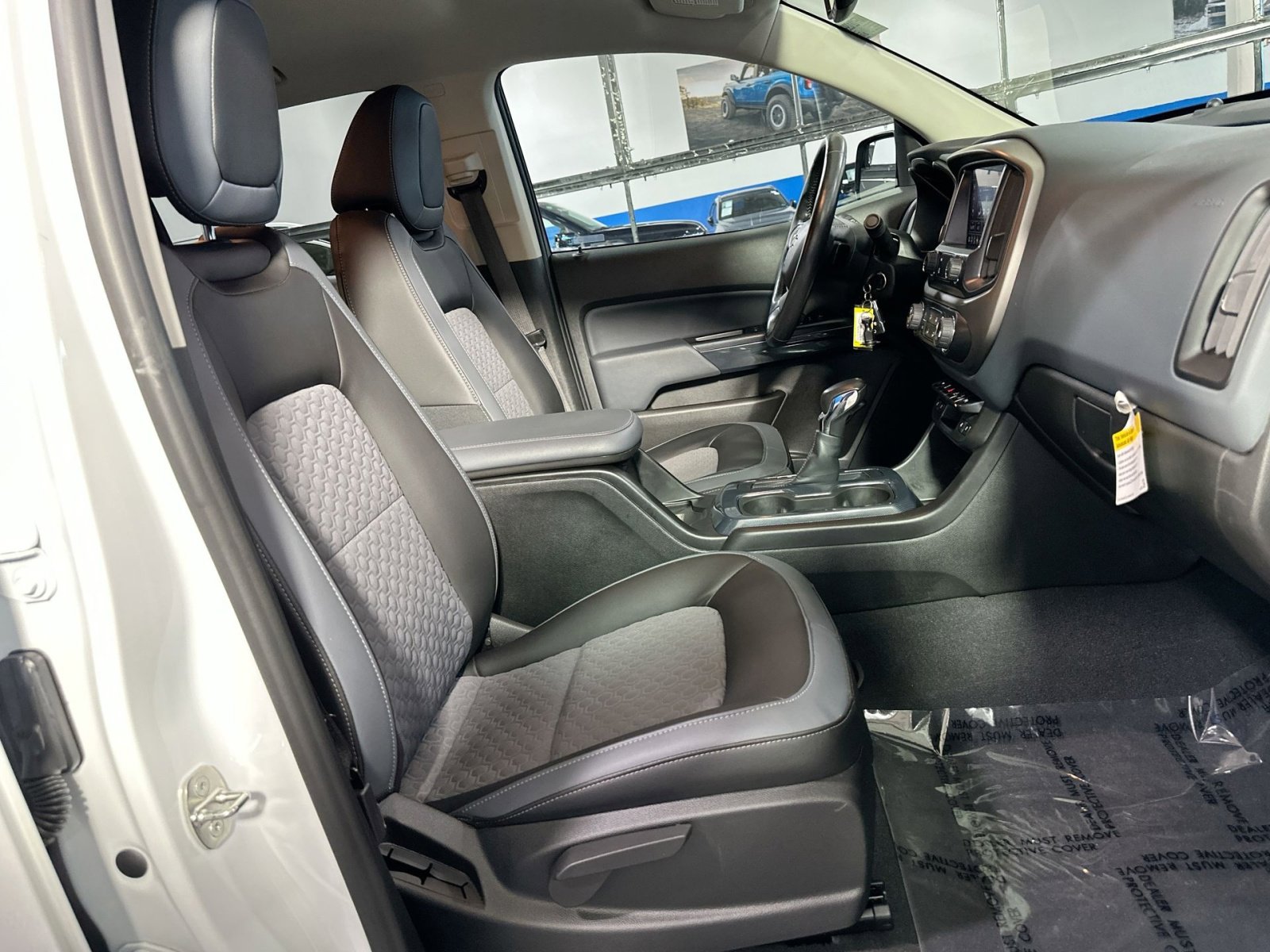 Used 2022 Chevrolet Colorado Z71 image 33