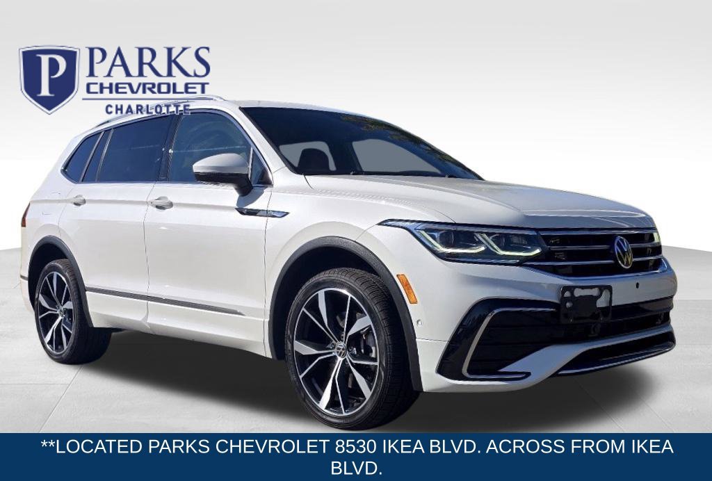 Used 2022 Volkswagen Tiguan SEL R-Line AWD/4WD image 1