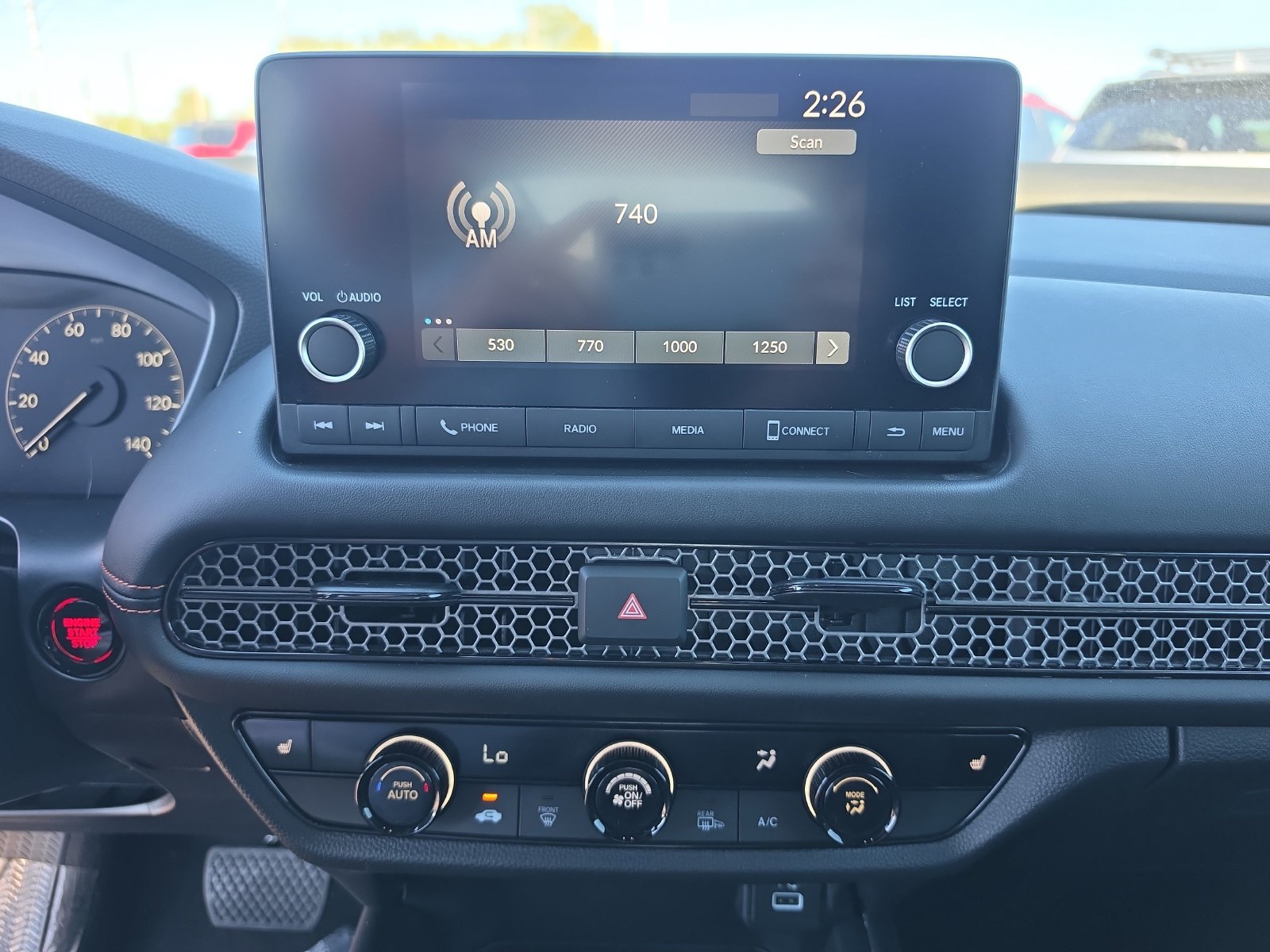 Used 2025 Honda HR-V Sport image 17