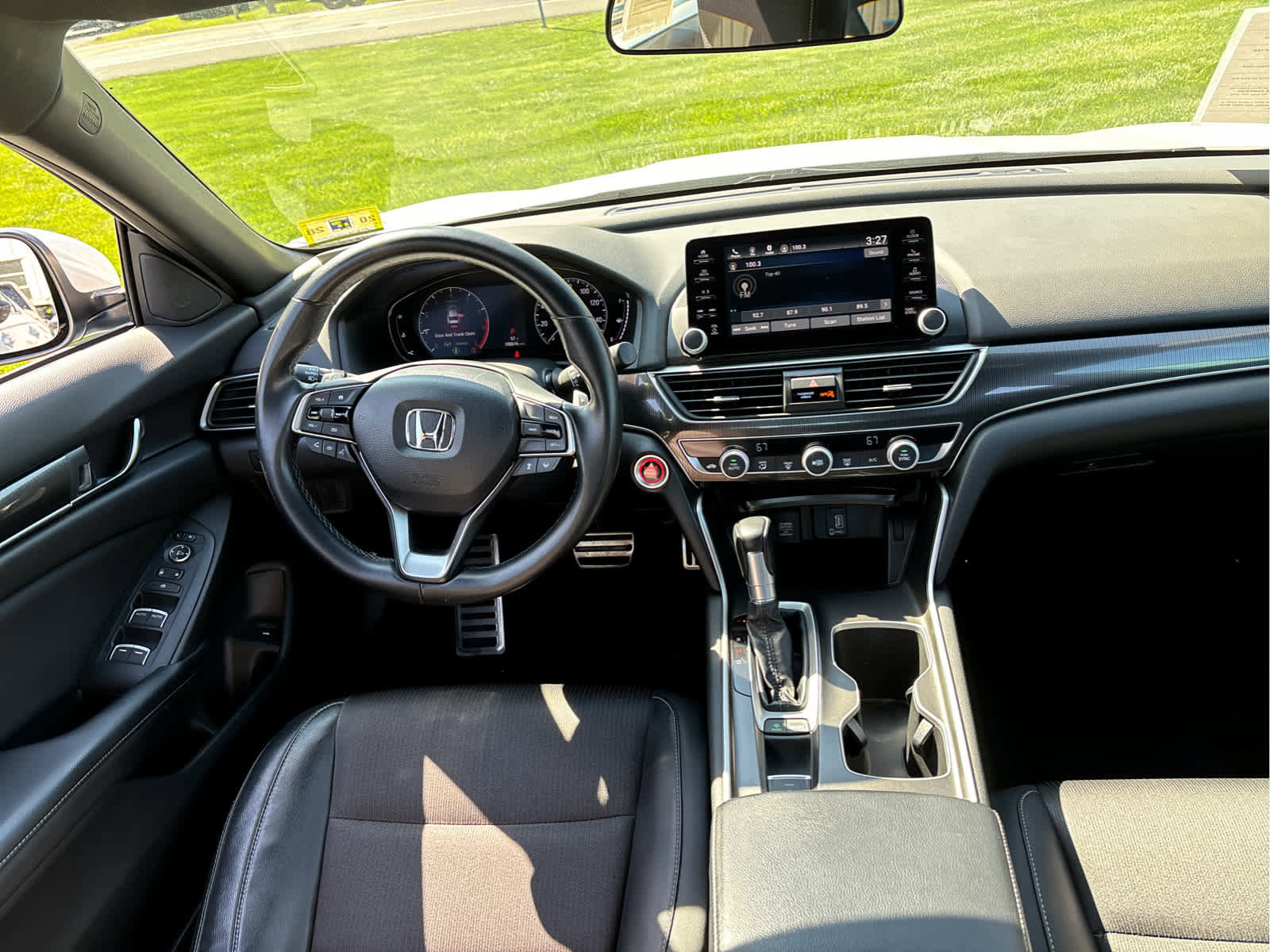 Used 2018 Honda Accord Sport image 19
