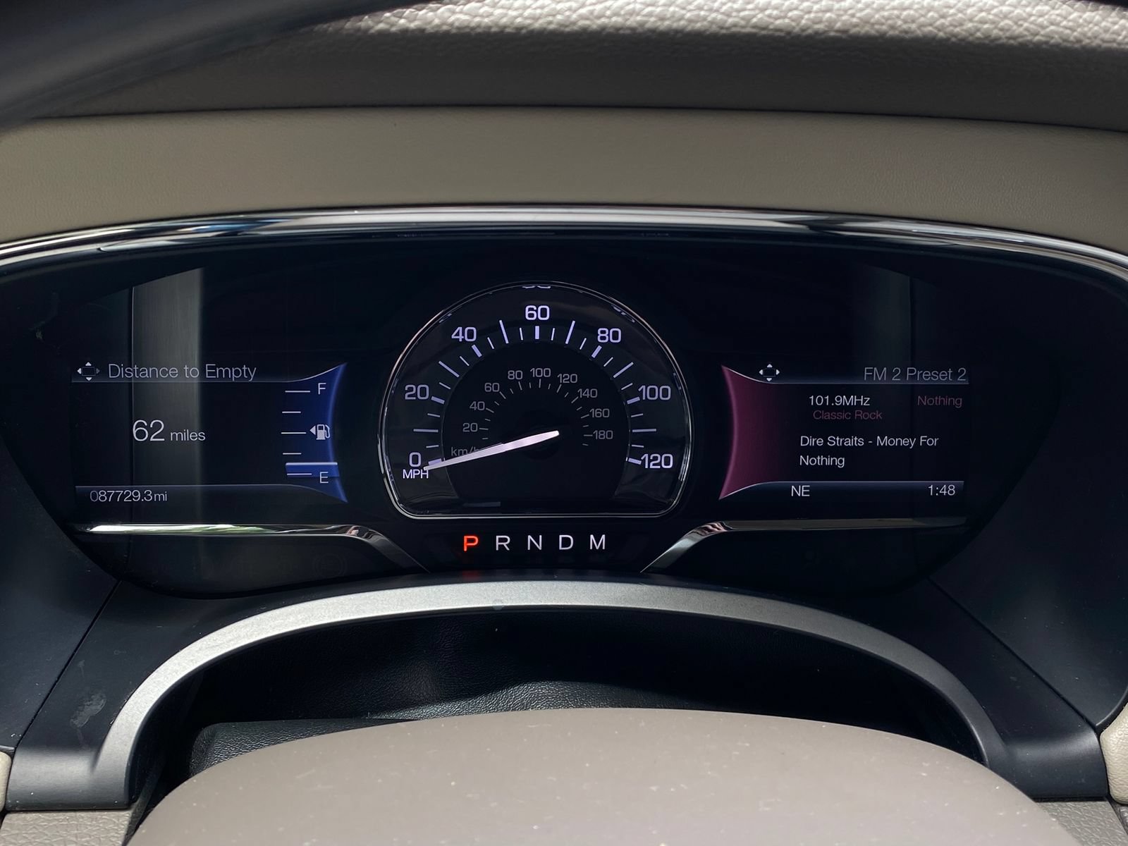 Used 2017 Lincoln Navigator L Select RWD image 23