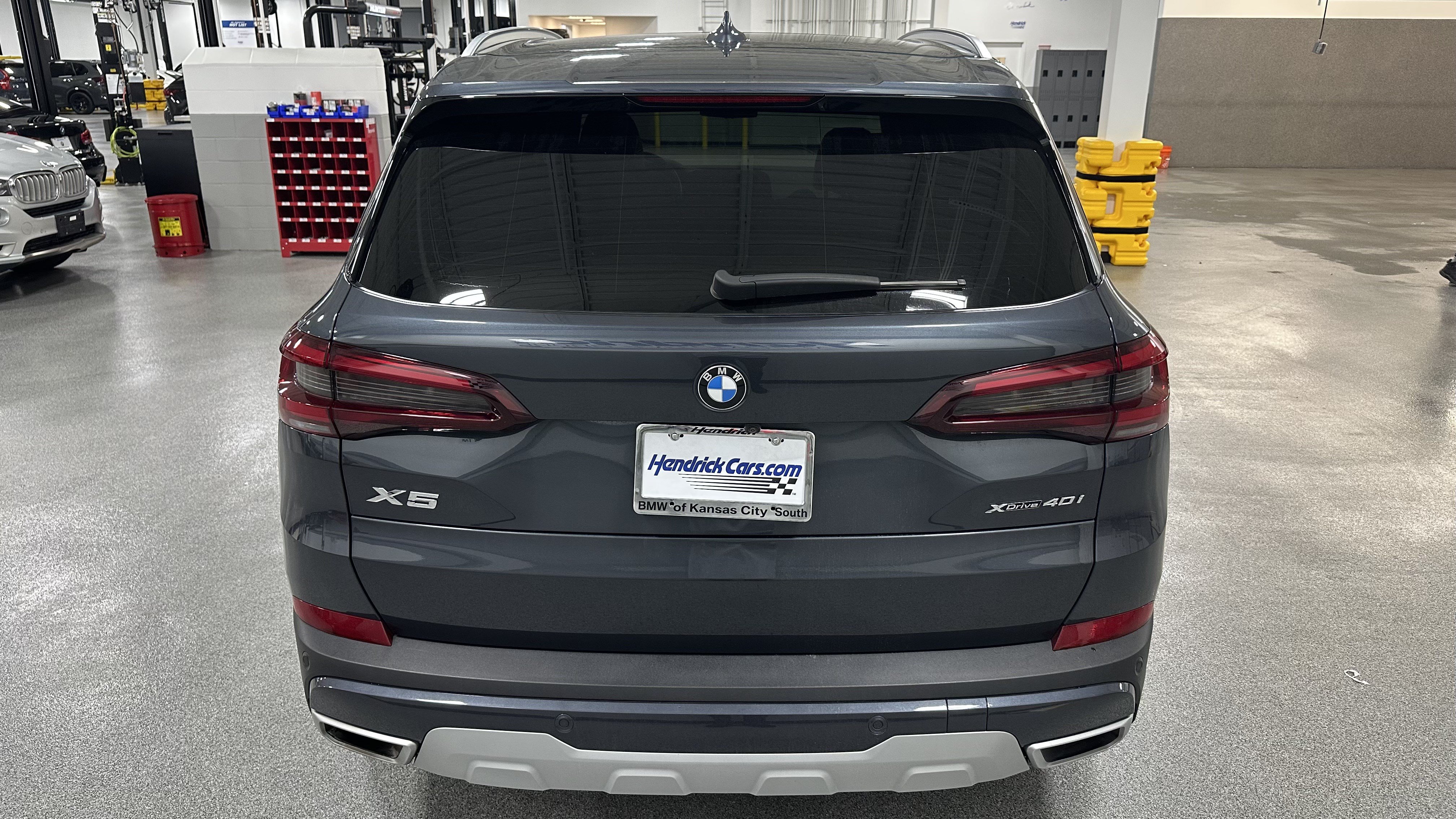 Used 2022 BMW X5 xDrive40i w/ Premium Package AWD/4WD image 9