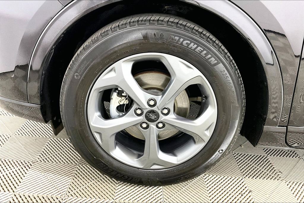 Used 2023 Ford Escape ST-Line w/ Tech Pack #1 image 7