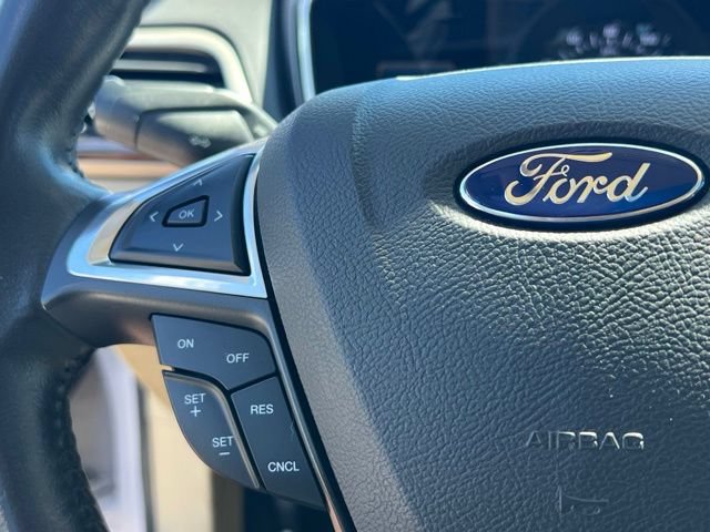 Used 2016 Ford Fusion SE w/ Equipment Group 202A FWD image 19