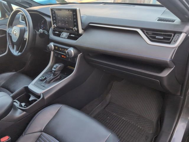 Used 2021 Toyota RAV4 XSE AWD/4WD image 30