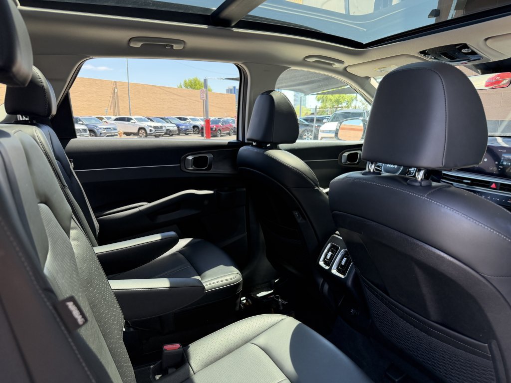 Used 2025 Kia Sorento X-Line EX AWD/4WD image 38