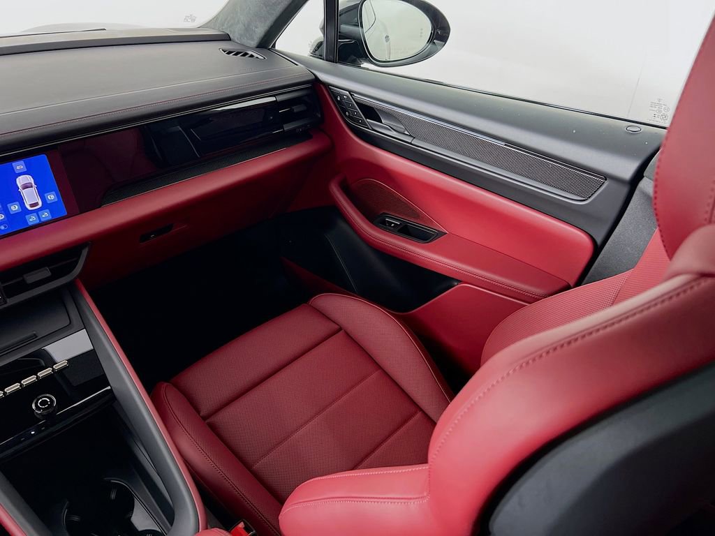 New 2026 Porsche Macan Turbo Electric image 26