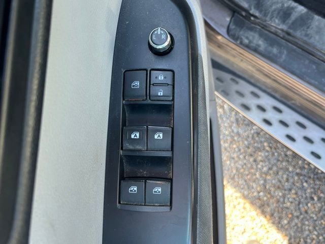 Used 2019 Toyota Highlander LE image 5