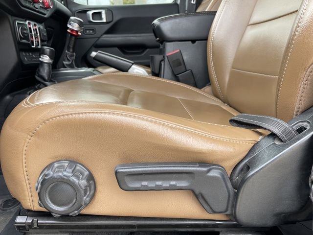 Used 2020 Jeep Wrangler Unlimited Sahara image 27