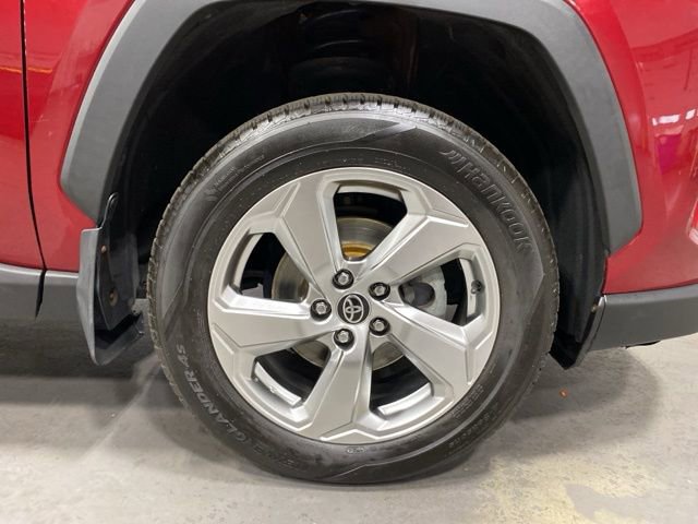 Used 2021 Toyota RAV4 Limited AWD/4WD image 32