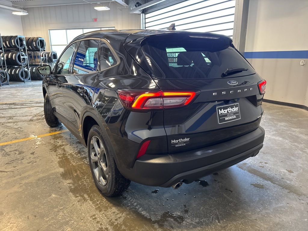 Used 2025 Ford Escape ST-Line image 7