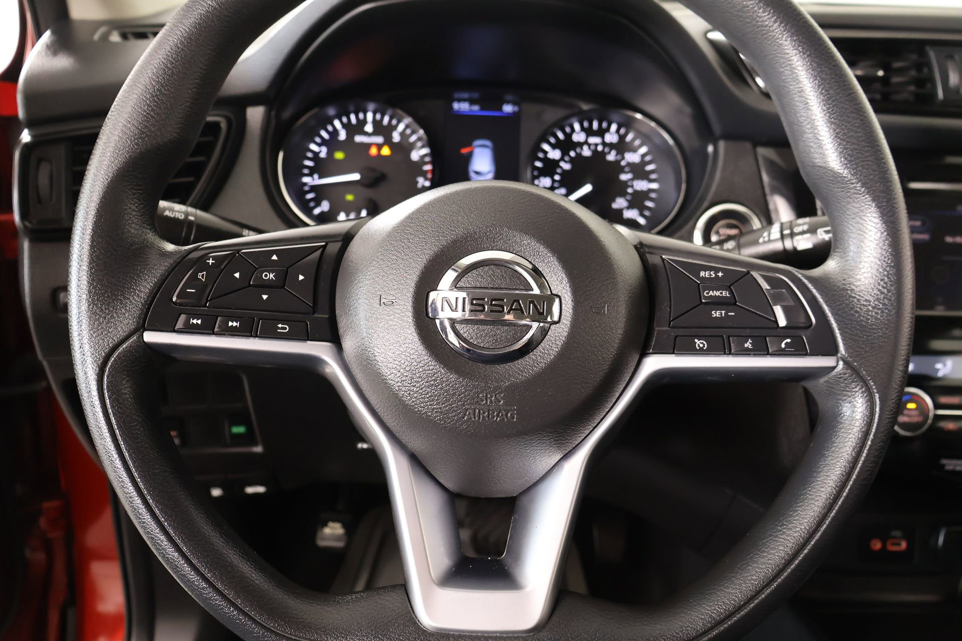 Used 2019 Nissan Rogue Sport SV image 3