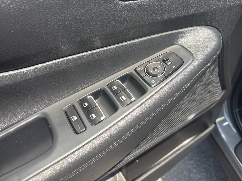 Certified 2021 Hyundai Santa Fe SE AWD/4WD image 10